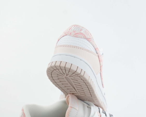 Кроссовки Nike Dunk Low Pro "Pink Paisley" (5505-80) от магазина vikingsmen.ru