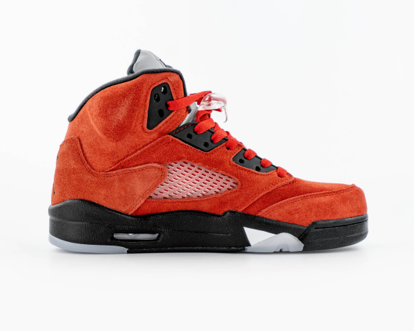 Кроссовки Air Jordan 5 Retro Raging Bull 2021 (21039326) от магазина vikingsmen.ru