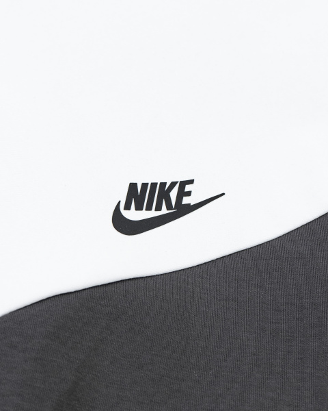 Анонс Изображения Костюм спортивный мужской Nike (2351)