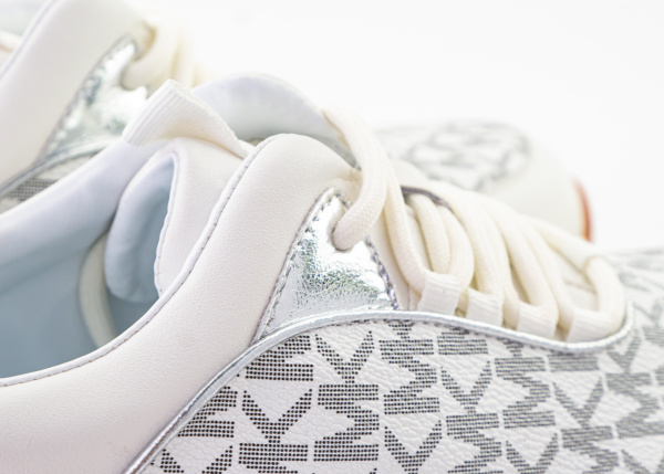 Кроссовки женские Michael Kors (А-120) (Белый с логотипом) от магазина vikingsmen.ru