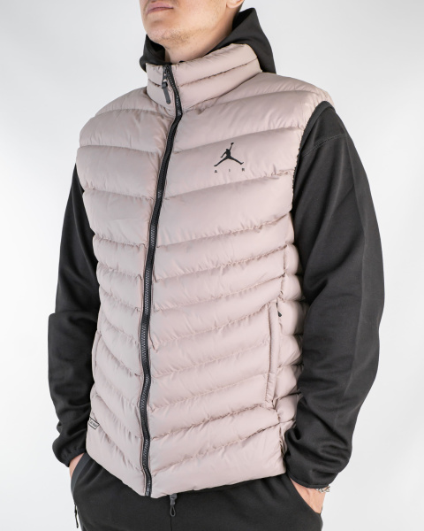 Анонс Изображения Жилетка мужская Air Jordan (4044)