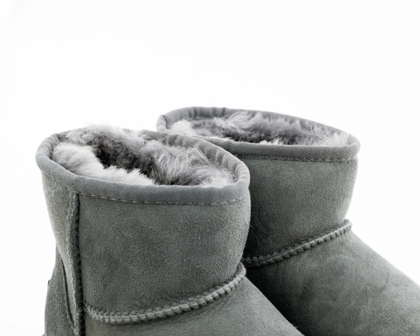 Угги UGG Mini Bailey Logo Strap Suede Grey (W101-4) от магазина vikingsmen.ru