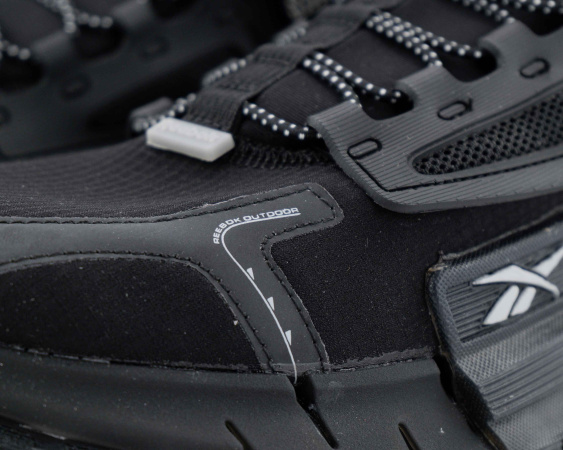 Кроссовки Reebok Zig Kinetica Edge "Black" (М4998-2) от магазина vikingsmen.ru