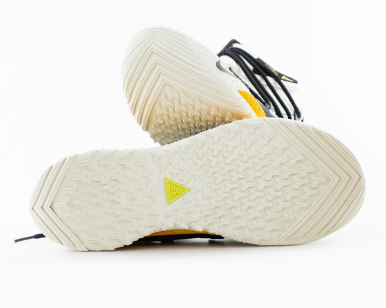 Кроссовки Nike ACG Air Terra Antarktik Gore-Tex "University Gold" (4102-3) от магазина vikingsmen.ru