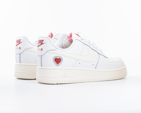 Кроссовки Nike Air Force 1 Low "Valentines Day 2021" (W5551-1) от магазина vikingsmen.ru