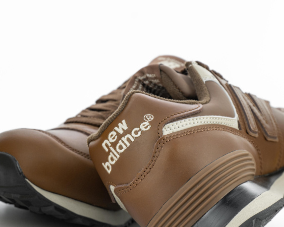 Кроссовки New Balance 574 "White/Black" (845-7) от магазина vikingsmen.ru