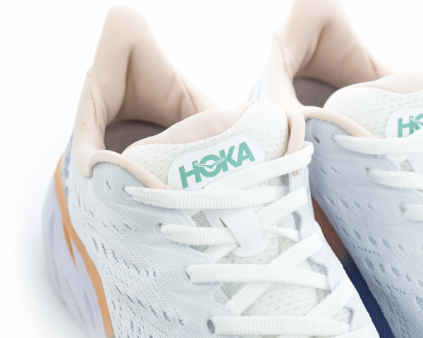 Кроссовки HOKA Clifton 8 "White/Lilac/Pink" (W701-10) от магазина vikingsmen.ru