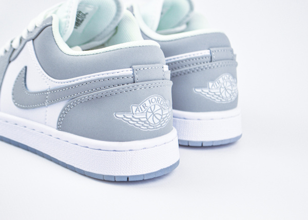 Кроссовки Nike Air Jordan 1 low "Wolf Grey" (5526-44) |AA1| от магазина vikingsmen.ru