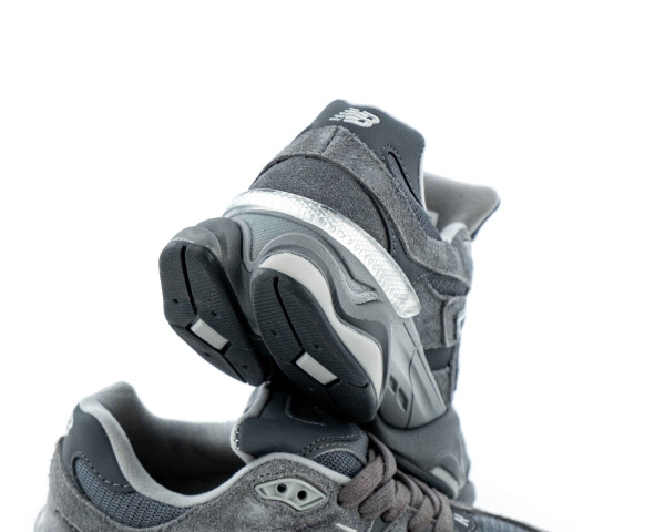 Кроссовки New Balance 9060 "Magnet" (W268-3) от магазина vikingsmen.ru