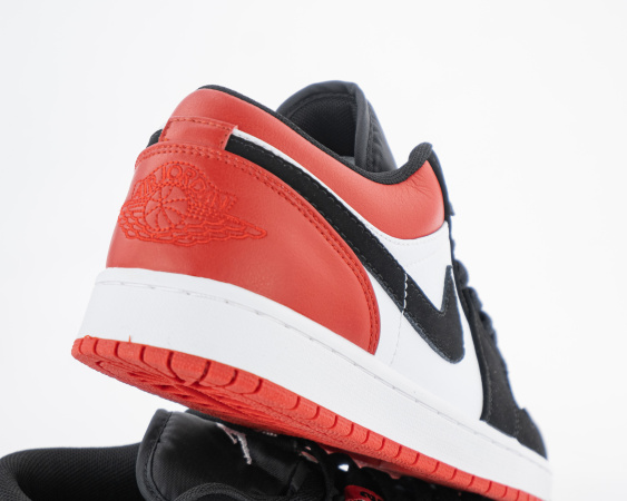 Кроссовки Nike Air Jordan 1 Low "Black Toe" (5526-3) от магазина vikingsmen.ru