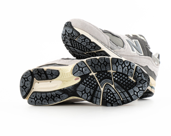 Кроссовки New Balance 2002R Protection Pack Rain Cloud (110-1) от магазина vikingsmen.ru