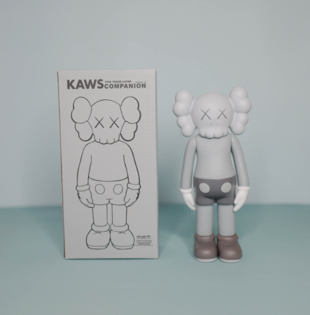 Детальное Изображение Игрушка KAWS стоячая (21036701)