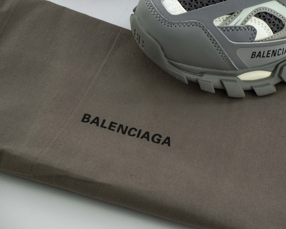 Кроссовки Balenciaga Track Trainer "Grey White" (W265-2А) от магазина vikingsmen.ru