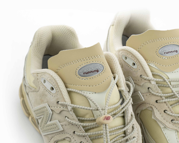 Кроссовки New Balance 2002R "Protection Pack – Sandstone" (W110-11) от магазина vikingsmen.ru