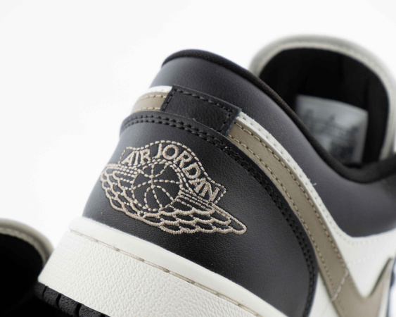 Кроссовки Nike Air Jordan 1 Low "Shadow Brown" (М5526-47) от магазина vikingsmen.ru