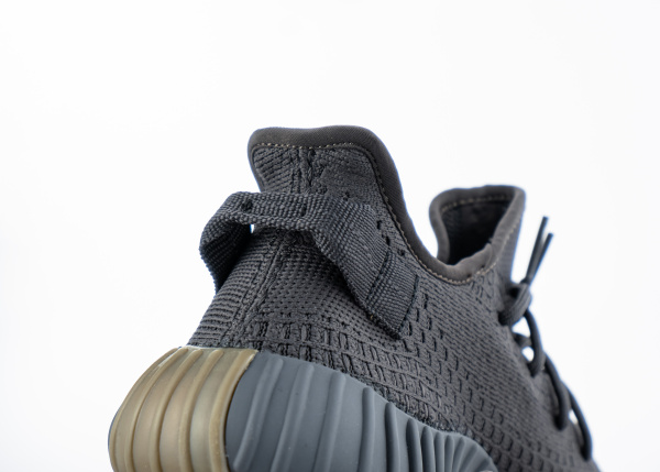 Кроссовки Adidas Yeezy Boost 350 V2 "Cinder Reflective" (M904-22) |A1A| от магазина vikingsmen.ru